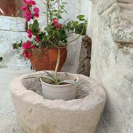Giatrelos House 