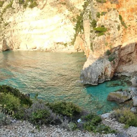 Giatrelos House 
