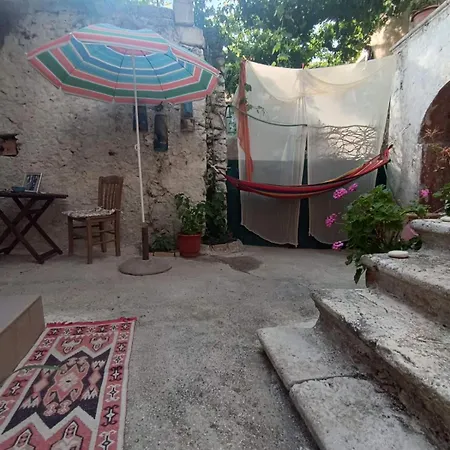 Ferienhaus Giatrelos House 
